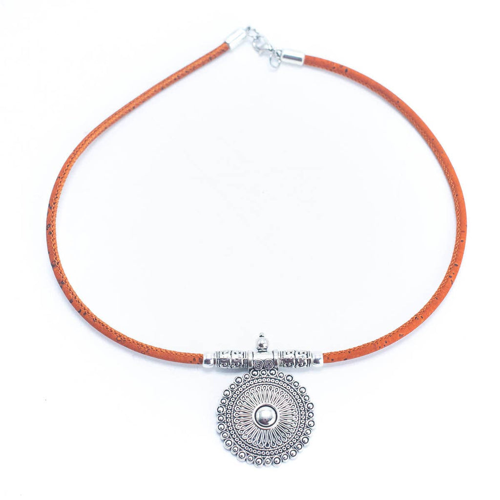 Meninas Bonitas Cork Handmade Cork Necklace 42cm – detail – front view of the orange cork necklace with a round silver-tone pendant.