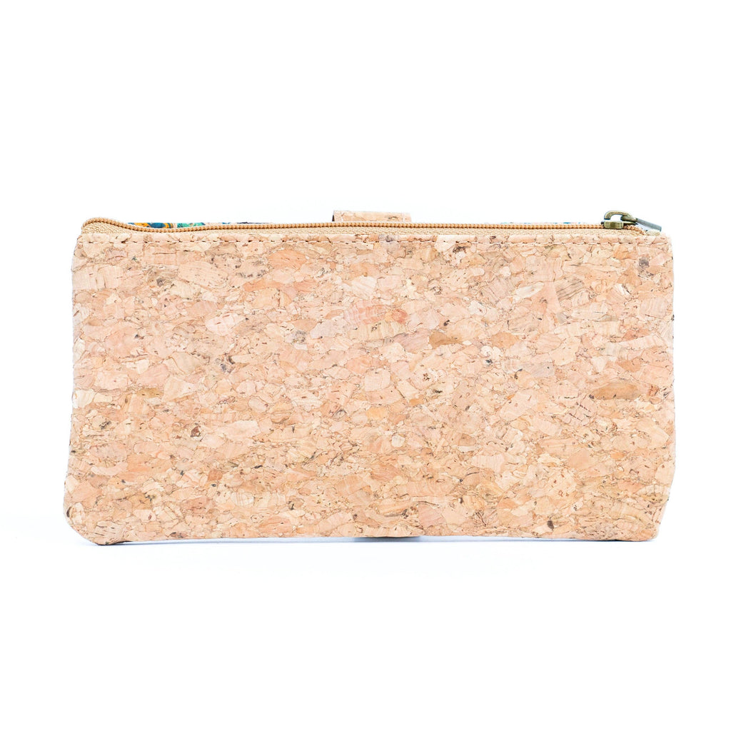Meninas Bonitas Cork "Travel Impressions" Slim Wallet 17x9cm – rear view – plain natural cork back of the slim wallet with a top zipper detail.